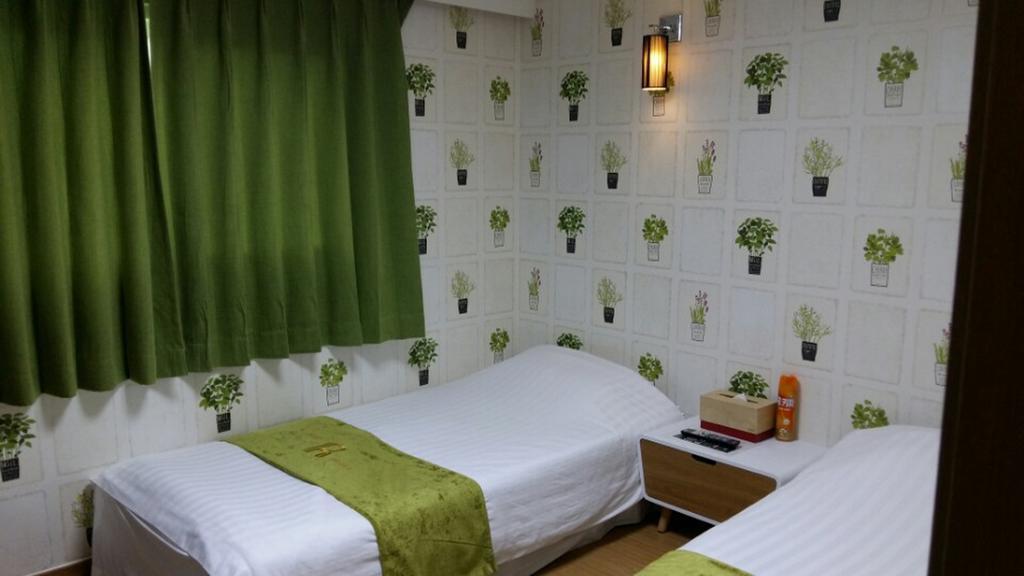 Jeju R Hotel & Guesthouse Exterior foto